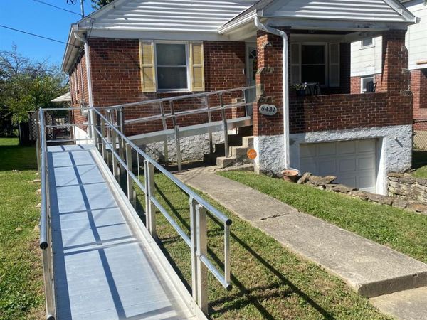 6431 Stover Avenue, Cincinnati, OH 45237