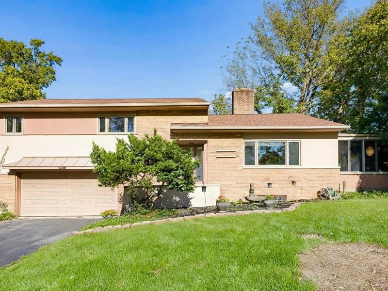 2310 Northwest Boulevard, Upper Arlington, OH 43221 Photo 1
