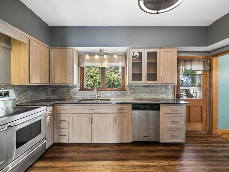 2310 Northwest Boulevard, Upper Arlington, OH 43221 Photo 12