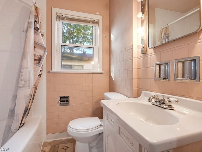 2345 10th Street, Cuyahoga Falls, OH 44221 Photo 10