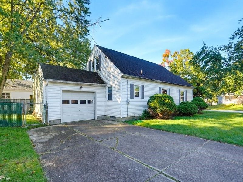 2345 10th Street, Cuyahoga Falls, OH 44221 Photo 18