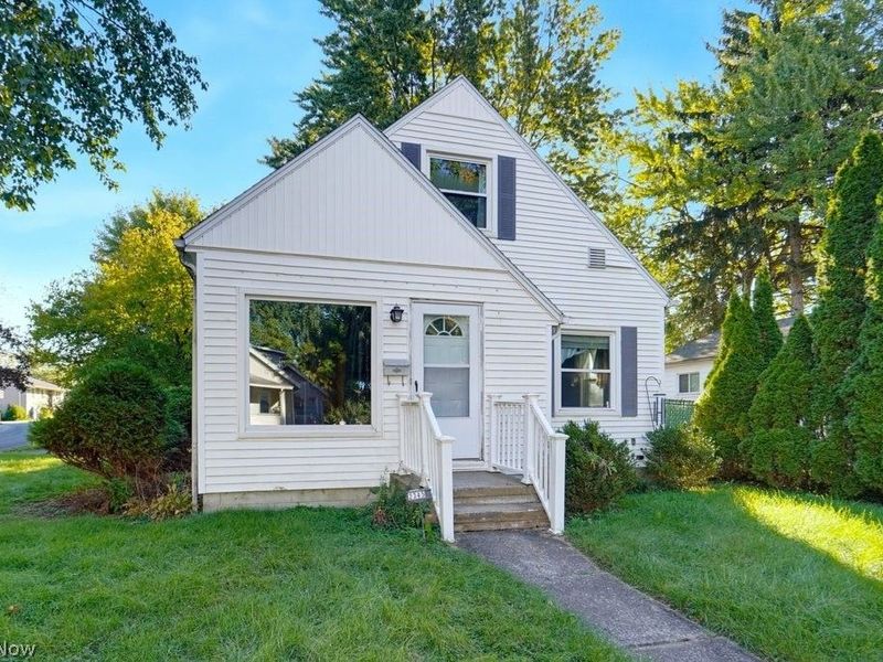 2345 10th Street, Cuyahoga Falls, OH 44221 Photo 2