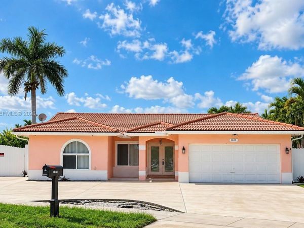 20134 SW 131st Ct , Miami, FL 33177