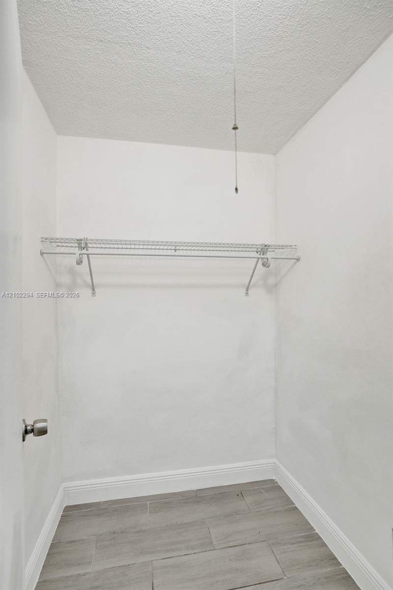 14190 W Dixie Hwy , Unit 2, North Miami, FL 33161 Photo