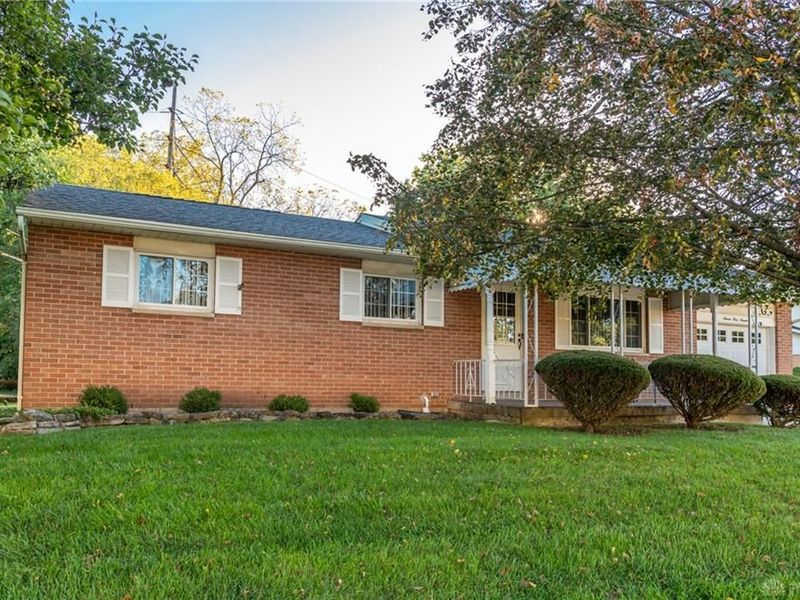 717 Kenbrook, Vandalia, OH 45377 Photo 2