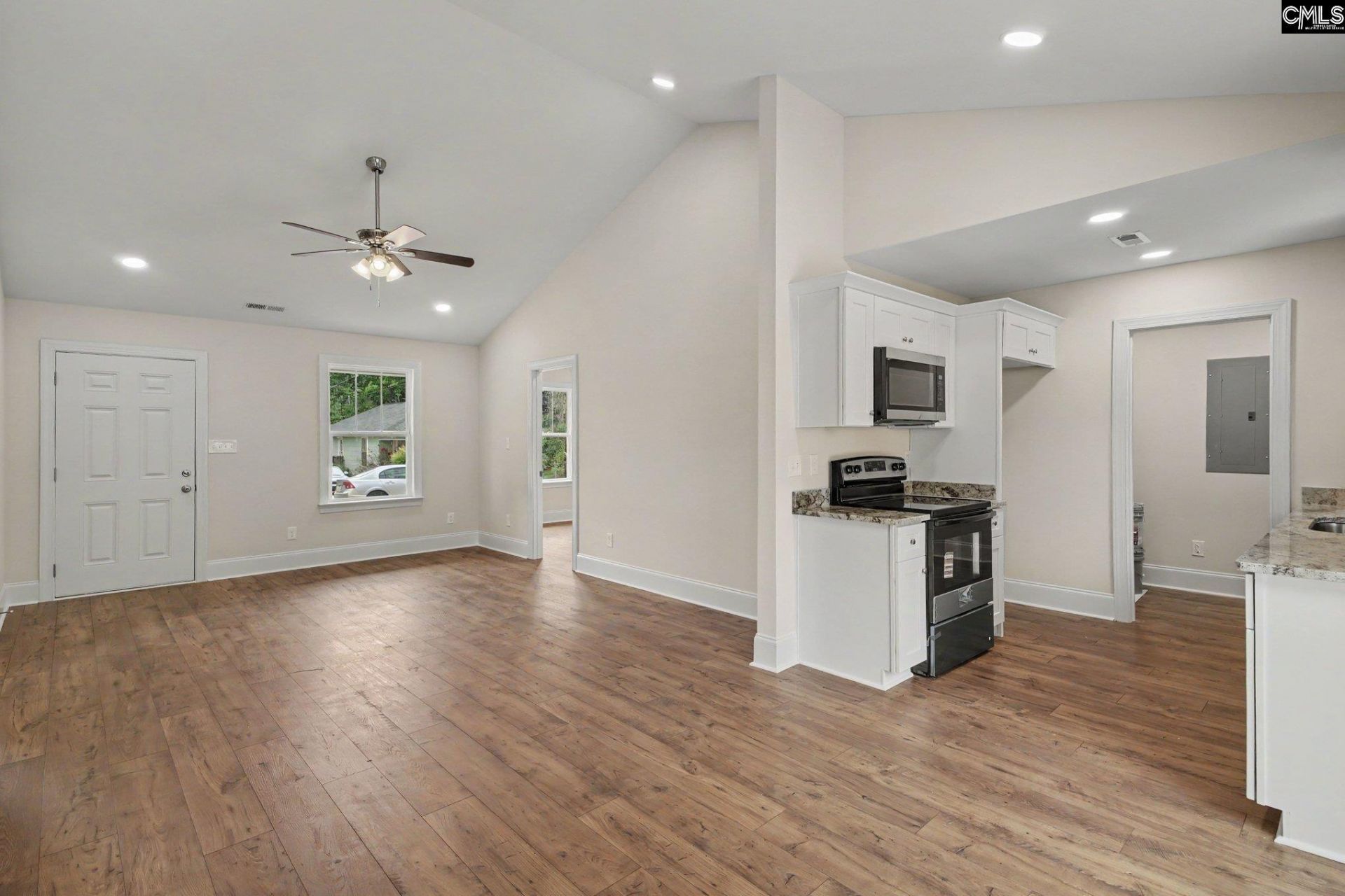 214 W 3rd Street Photo 12