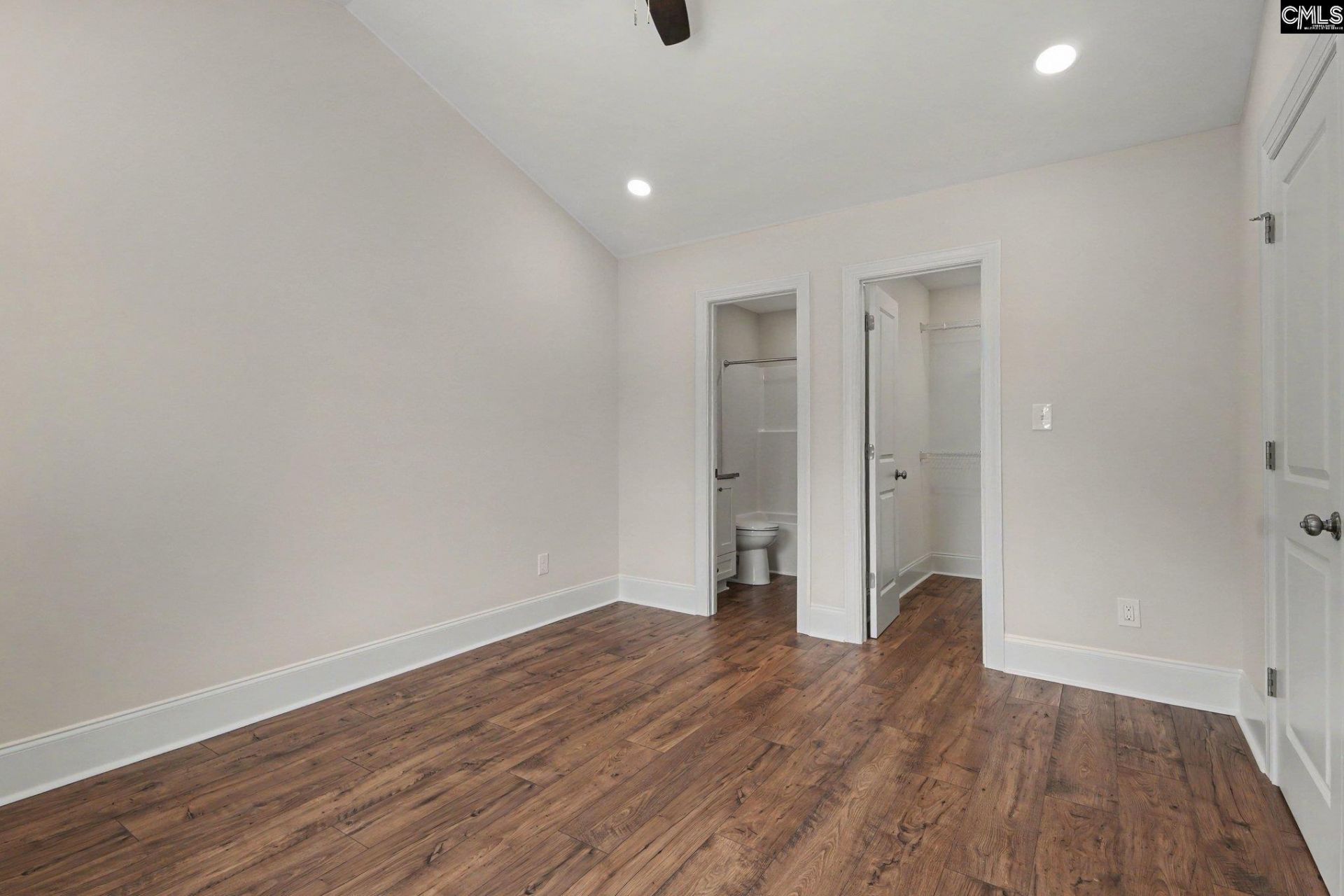 214 W 3rd Street Photo 17