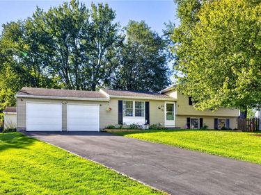 29 Barringer Drive, Hamlin, NY 14464