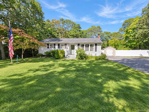 279 Hawkins Road , Selden, NY 11784