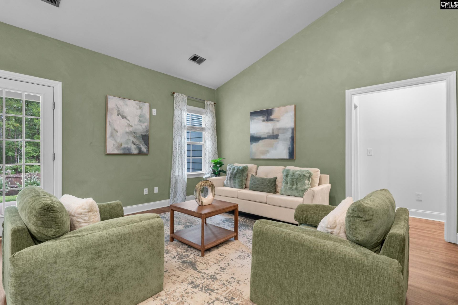 482 Malachite Lane Photo 8