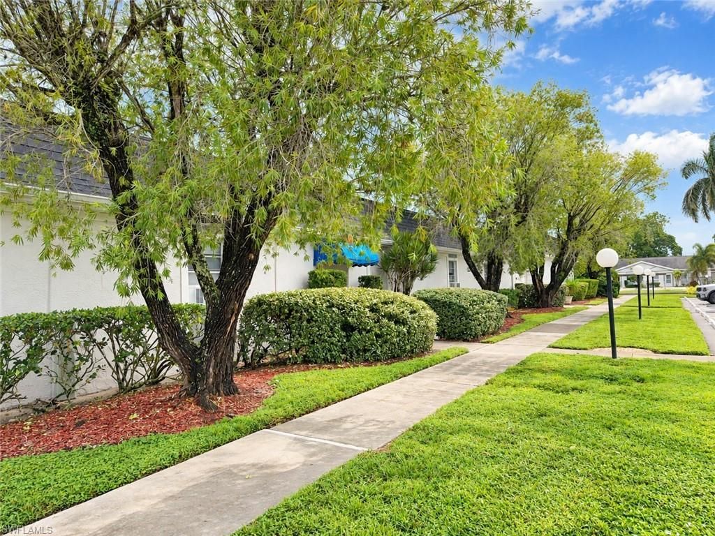 6865 Sandtrap Dr , Fort Myers, FL 33919 Photo