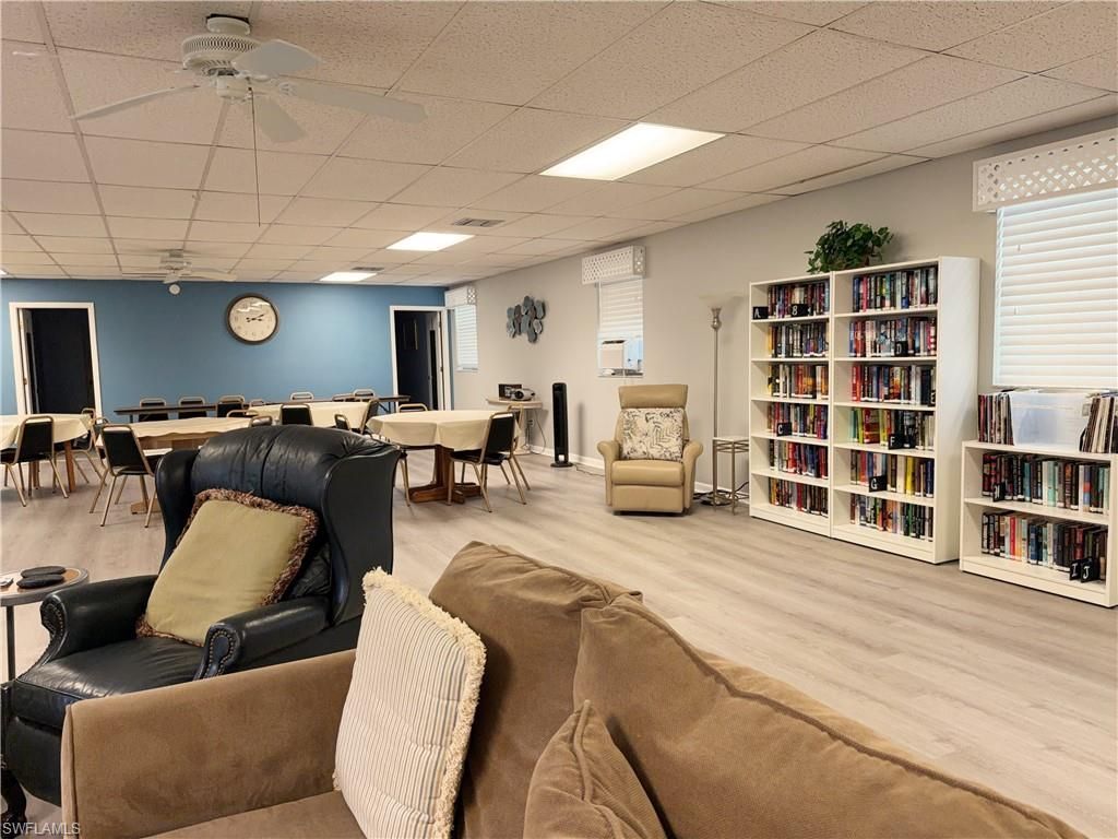 6865 Sandtrap Dr , Fort Myers, FL 33919 Photo