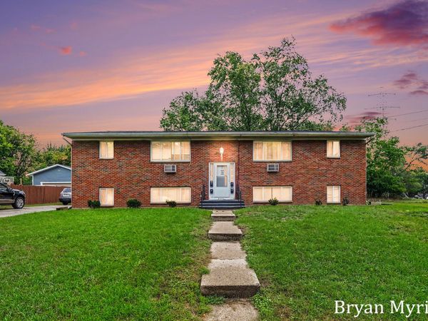 2446 McKee Avenue SW, Wyoming, MI 49509