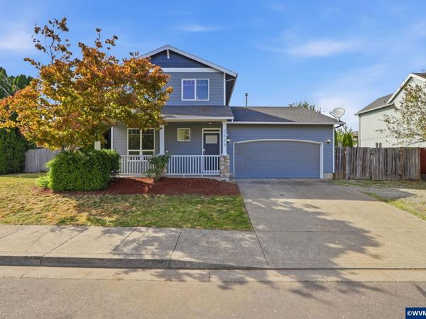 2523 Concord St, Woodburn, OR 97071
