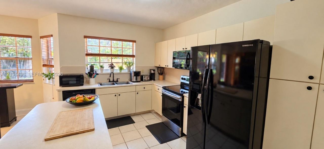 9010 SW 166th Pl, Miami, FL 33196 Photo