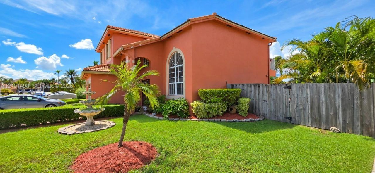 9010 SW 166th Pl, Miami, FL 33196 Photo