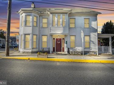 102 E MAIN STREET , ARENDTSVILLE, PA 17303