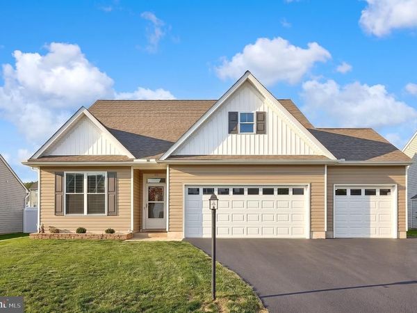 110 CALLIE DRIVE , YORK, PA 17404