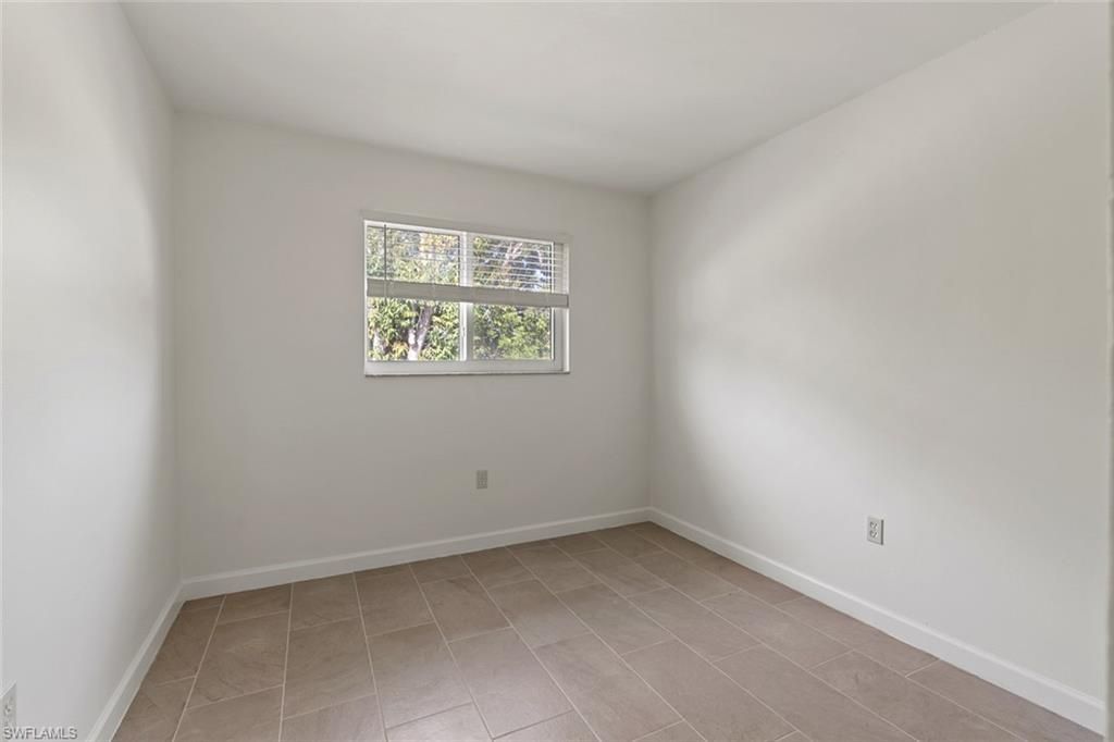 3325 Airport Rd N, Unit R7, Naples, FL 34105 Photo