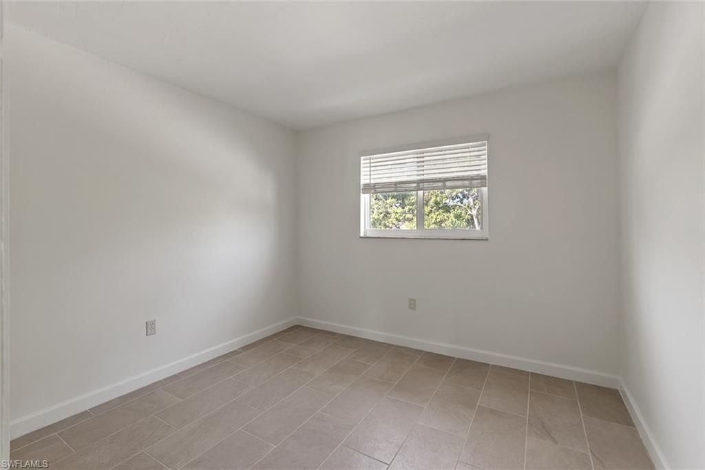 3325 Airport Rd N, Unit R7, Naples, FL 34105 Photo