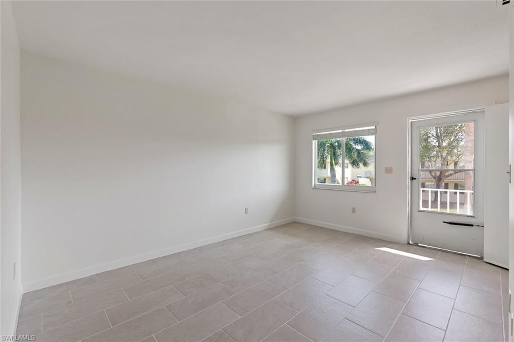 3325 Airport Rd N, Unit R7, Naples, FL 34105 Photo