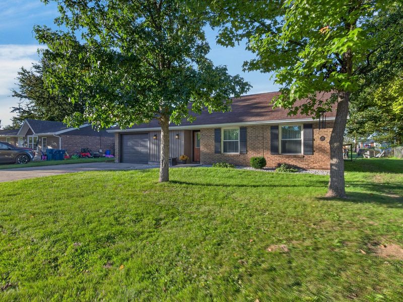 404 E Walnut Street, Anna, OH 45302 Photo 3