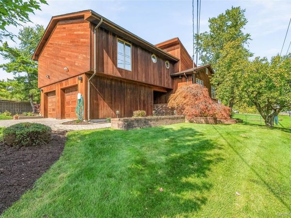 102 Neptune Drive , Monroe, NY 10950