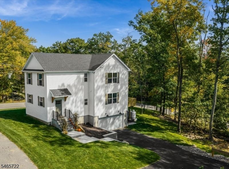 39 Madison Trail, Hopatcong, NJ 07843 Main Photo