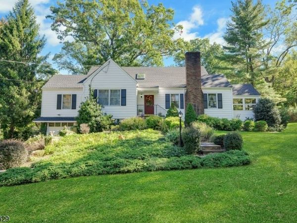 179 Oaks Road, Long Hill, NJ 07946