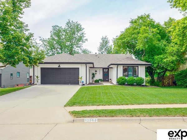 12353 Franklin Street, Omaha, NE 68154