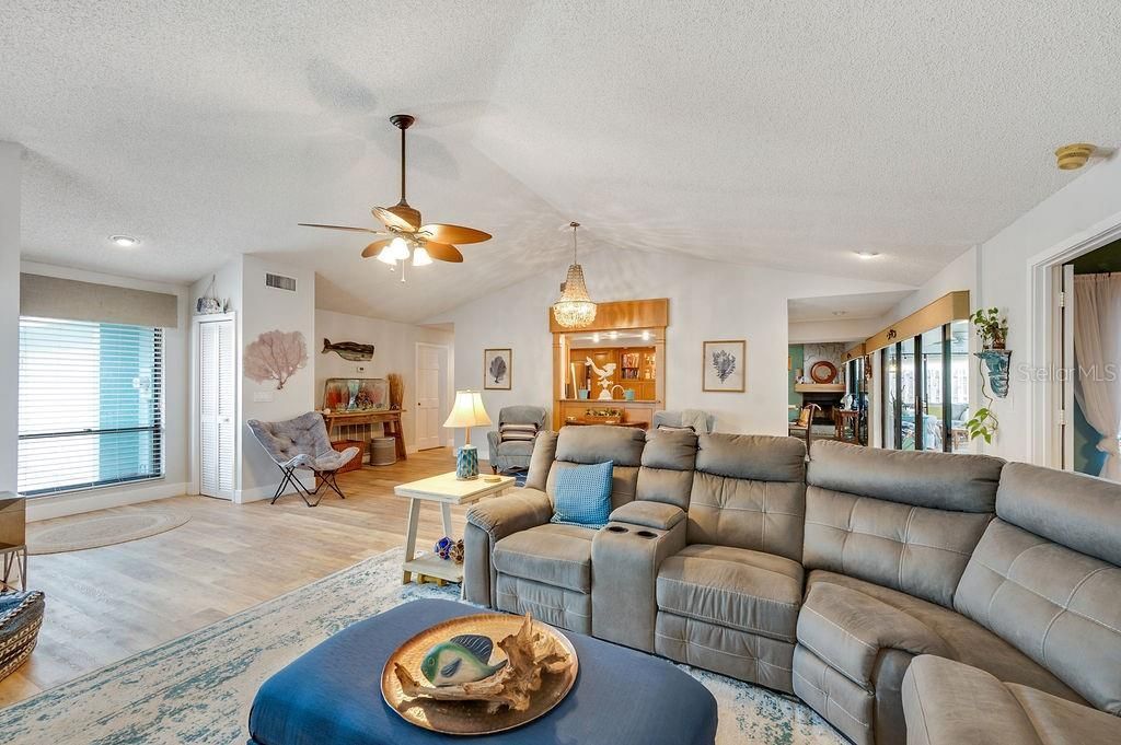 8004 NW 11th Avenue, Bradenton, FL 34209 Photo
