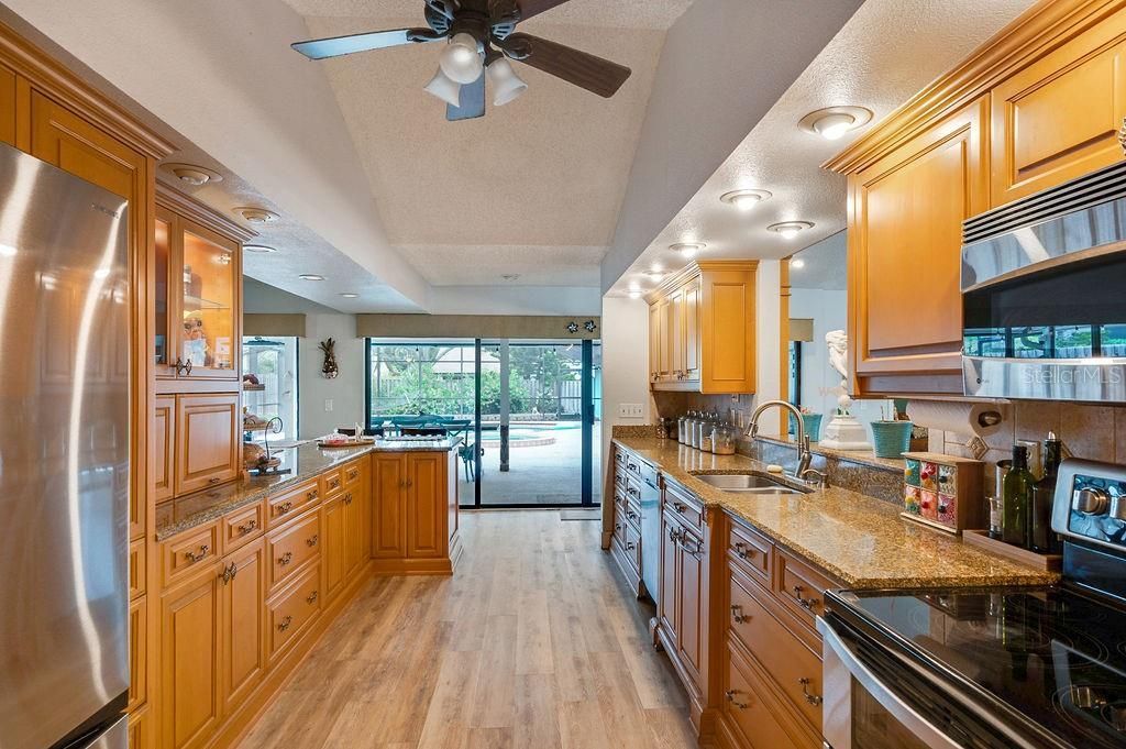 8004 NW 11th Avenue, Bradenton, FL 34209 Photo