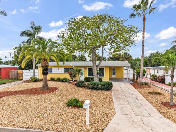 6235 COLUMBIA DRIVE , BRADENTON, FL 34207