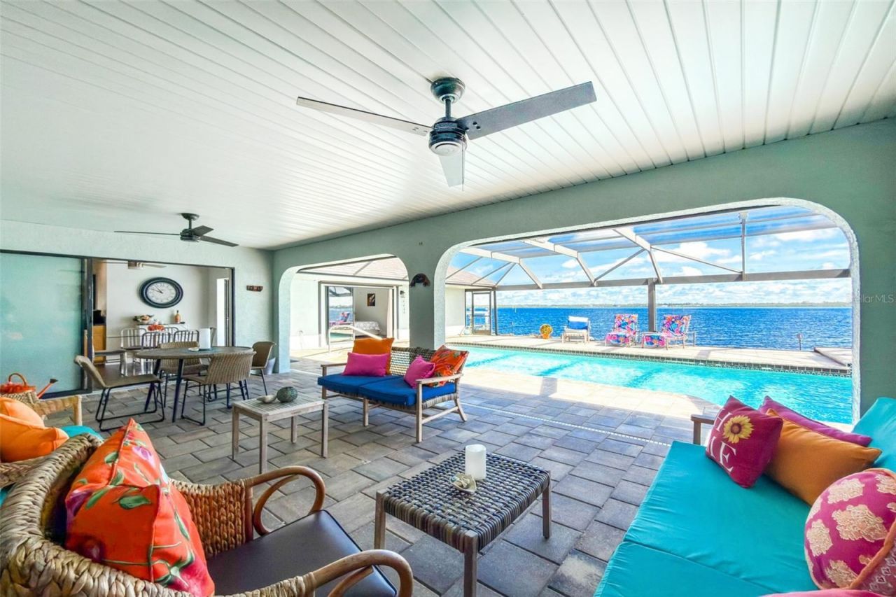 2459 Dixon Terrace, Port Charlotte, FL 33981 Photo