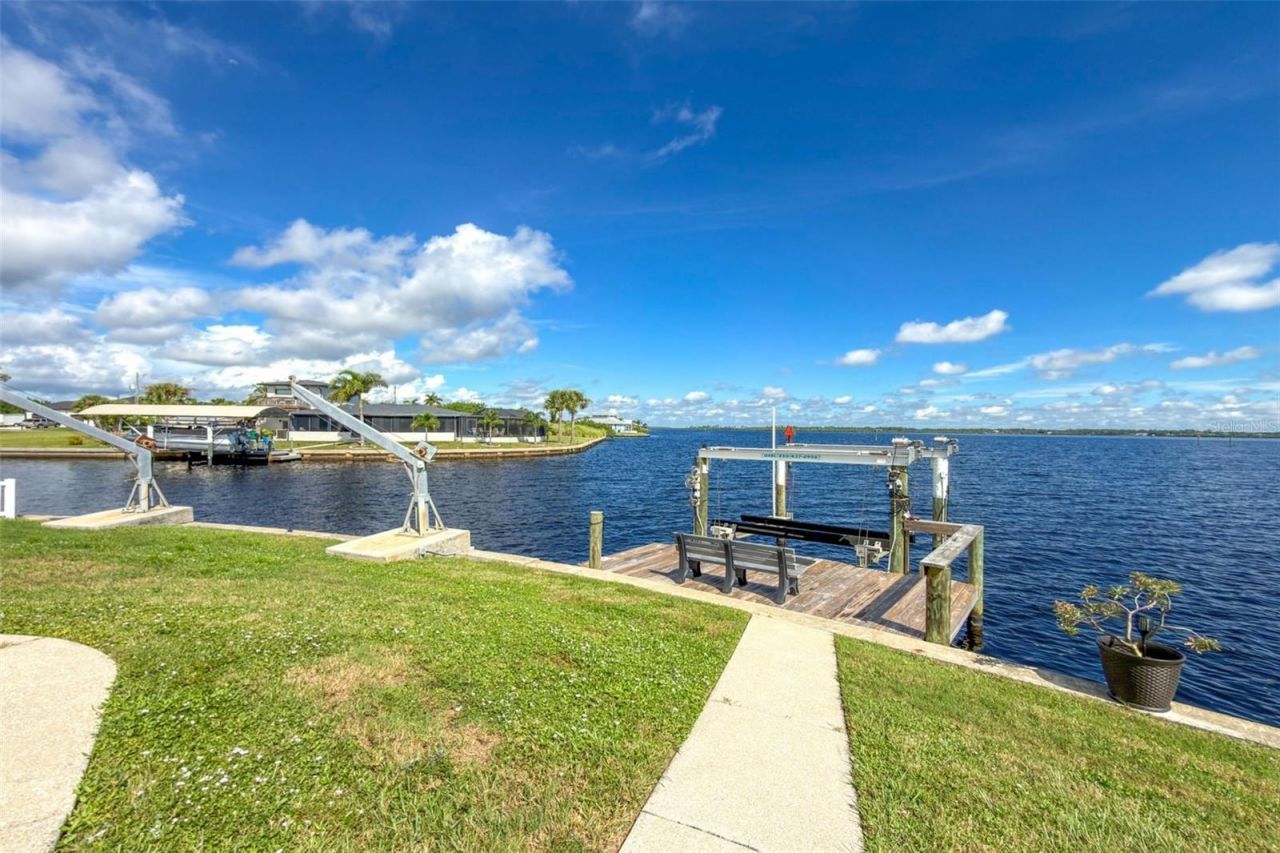 2459 Dixon Terrace, Port Charlotte, FL 33981 Photo