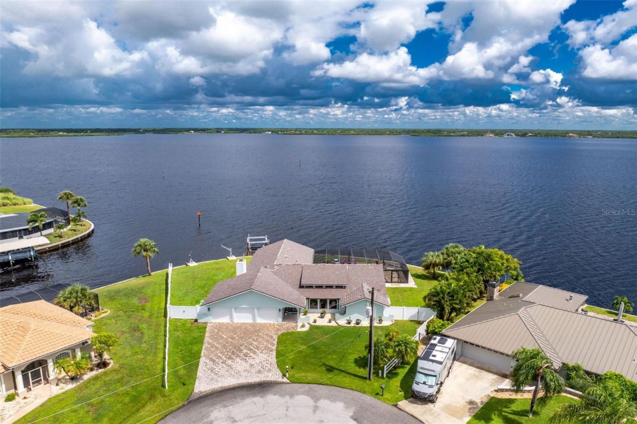 2459 Dixon Terrace, Port Charlotte, FL 33981 Photo