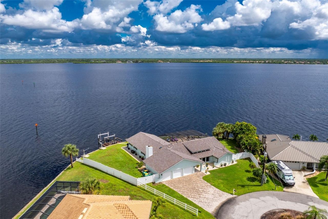 2459 Dixon Terrace, Port Charlotte, FL 33981 Photo