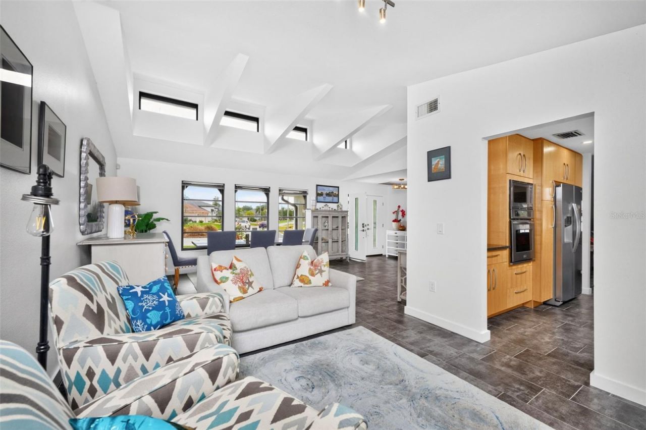 2459 Dixon Terrace, Port Charlotte, FL 33981 Photo