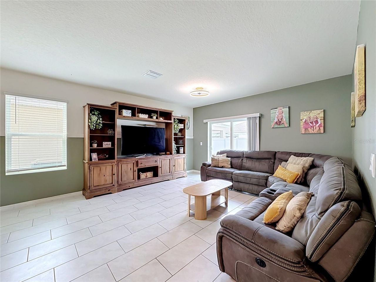 182 Amberwood Way , Umatilla, FL 32784 Photo