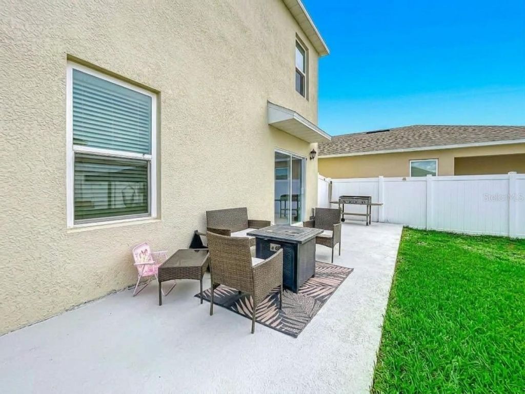 182 Amberwood Way , Umatilla, FL 32784 Photo