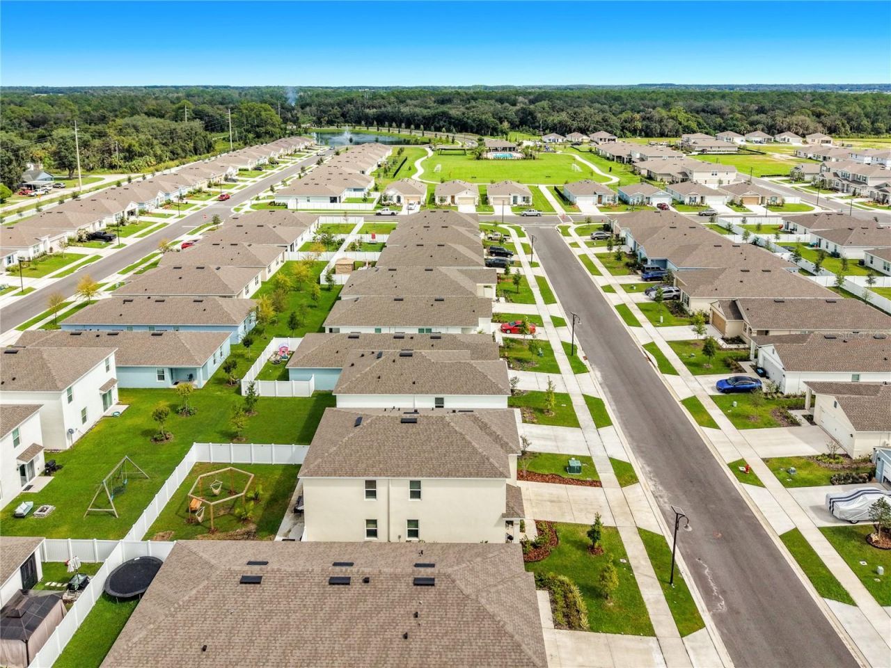 182 Amberwood Way , Umatilla, FL 32784 Photo