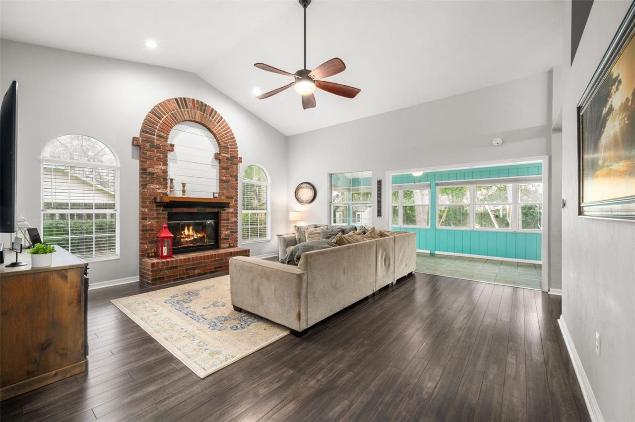 2712 NW 29th Place , Gainesville, FL 32605 Photo