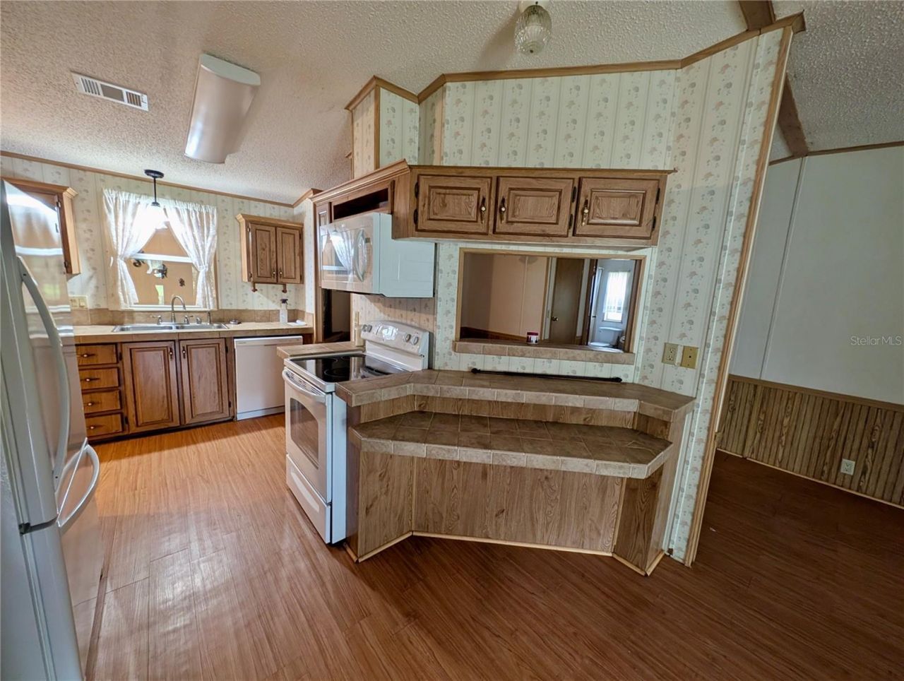 12180 NE 238th Terrace , Salt Springs, FL 32134 Photo