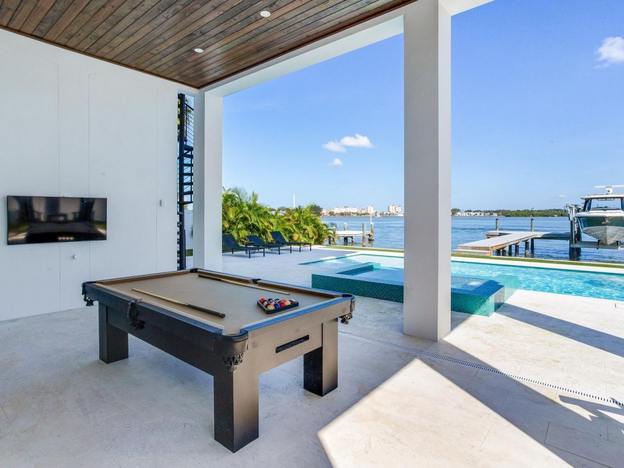 836 Bay Point Drive, Madeira Beach, FL 33708 Photo