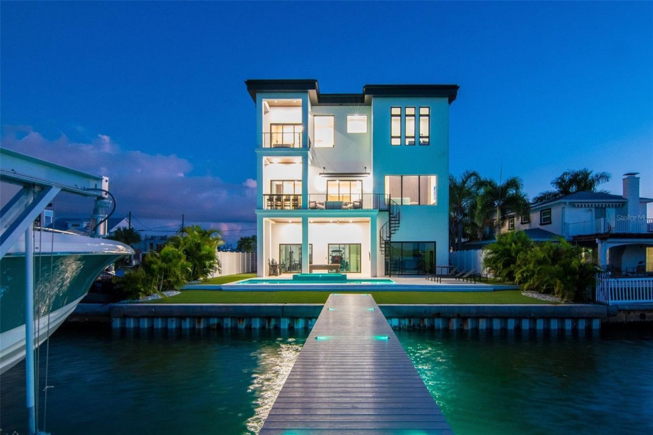 836 Bay Point Drive , Madeira Beach, FL 33708 Photo