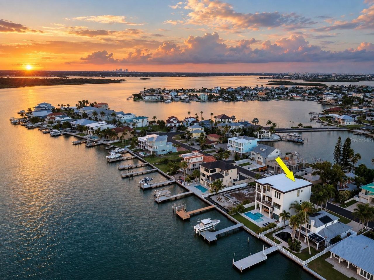836 Bay Point Drive, Madeira Beach, FL 33708 Photo