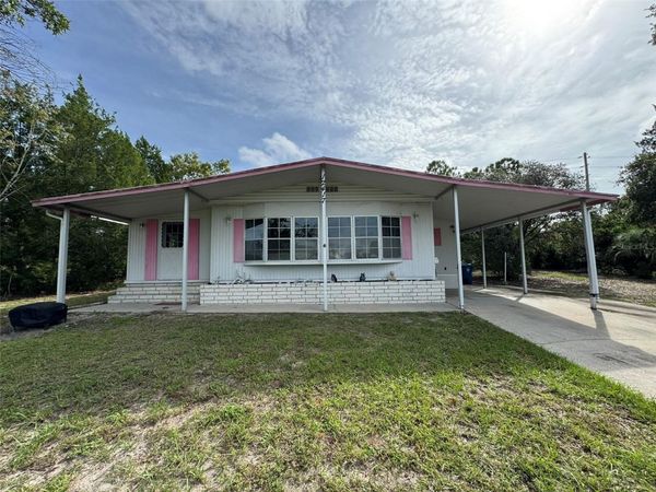 12417 FAIRWAY AVENUE , BROOKSVILLE, FL 34613