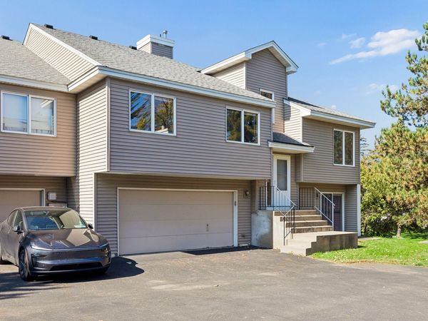 7886 72nd Street S, Cottage Grove, MN 55016