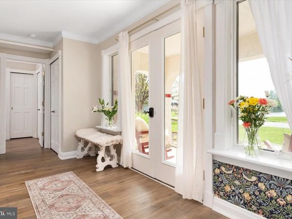 1 F QUEEN VICTORIA COURT , CHESTER, MD 21619