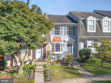 11 WYATT COURT , STERLING, VA 20165